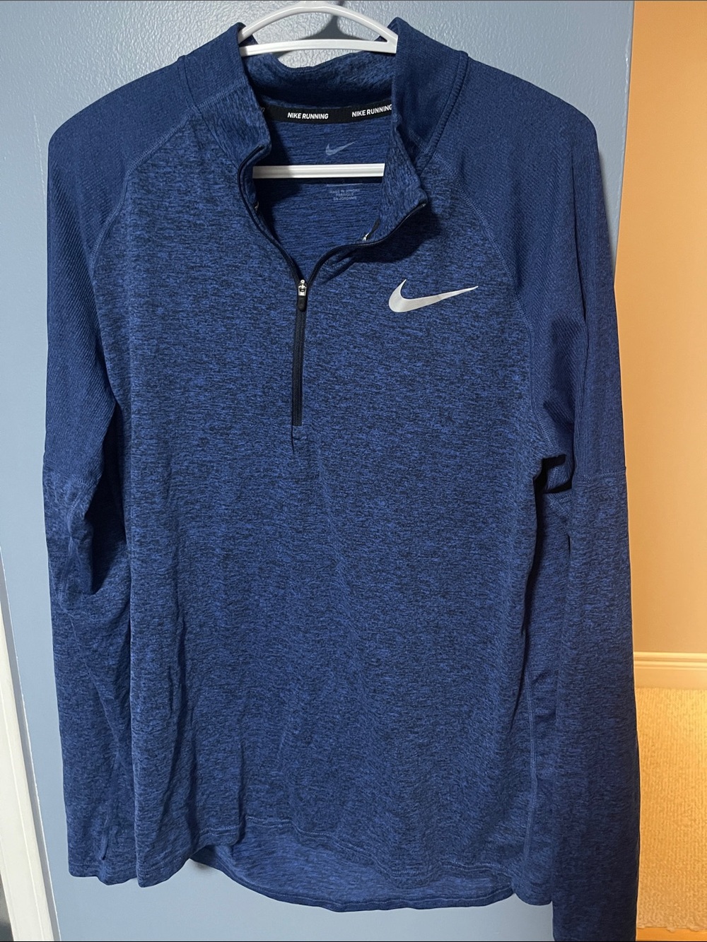 Nike running top